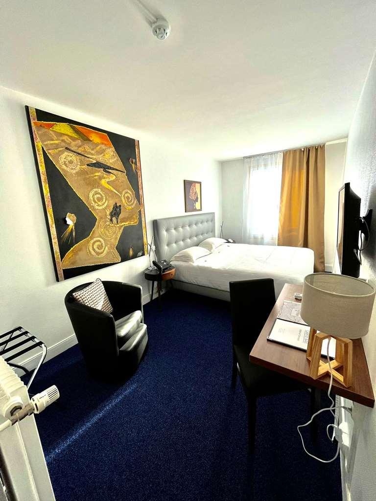 Hotel Le Beffroi ドルー 部屋 写真