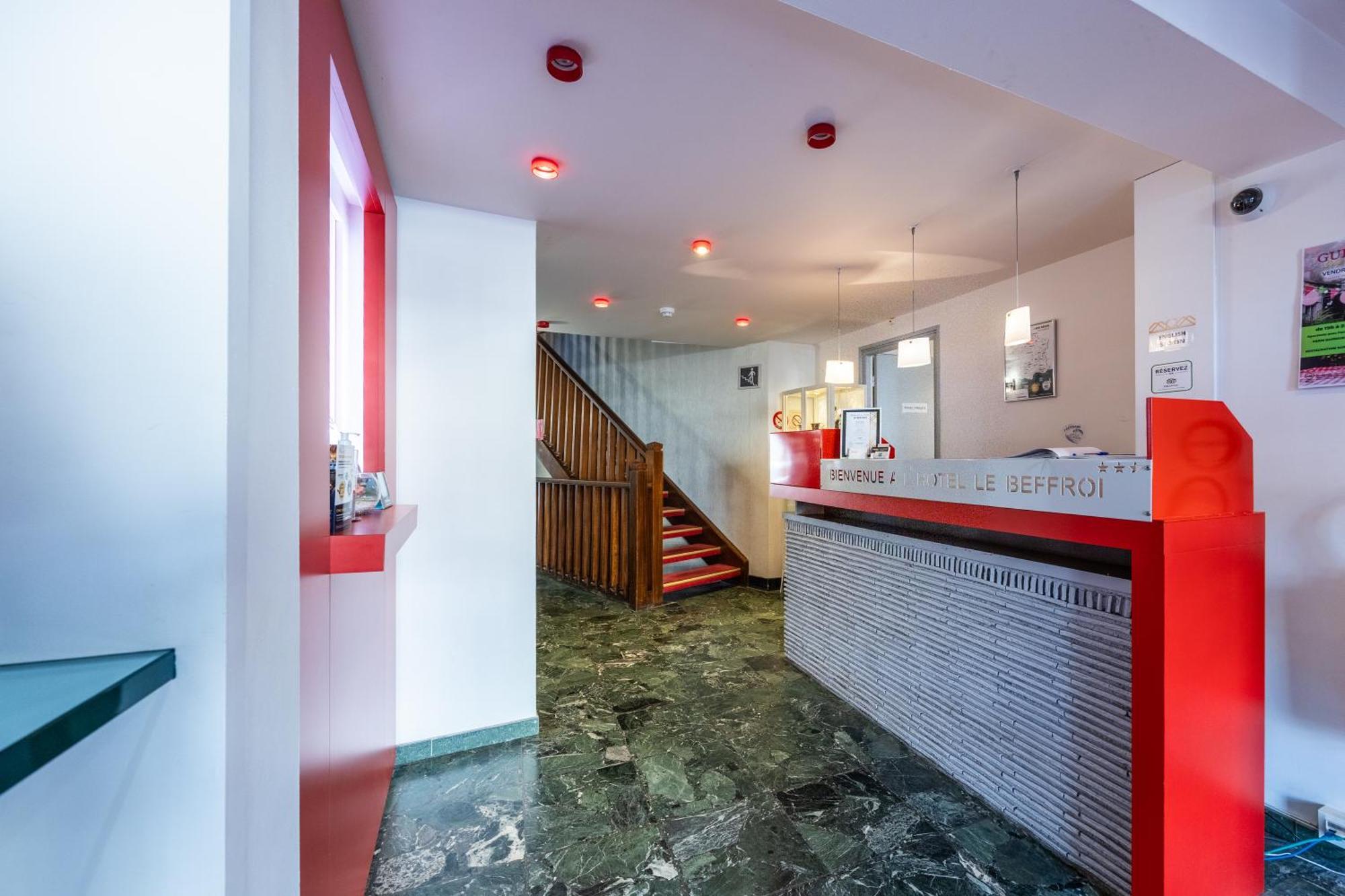 Hotel Le Beffroi ドルー エクステリア 写真