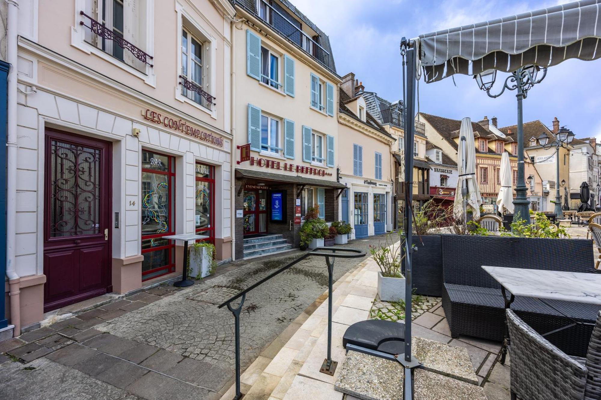 Hotel Le Beffroi ドルー エクステリア 写真